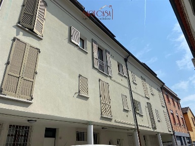Foto Box a Massa Lombarda di 16 m² con 1 locali in vendita