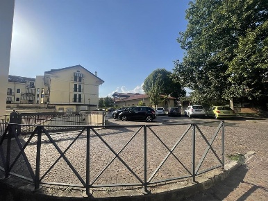 Foto Box in Via petrarca, Vittuone in vendita