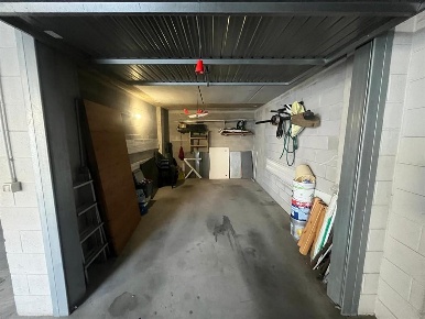 Foto Box a Limbiate di 16 m² con 1 locali in vendita