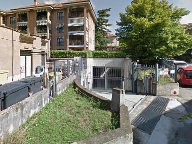 Foto Box in via Brovardi, Asti Stadio di 15 m² con 1 locali in vendita