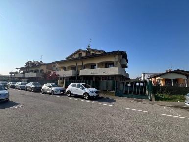 Foto Box in Via Giorgio Gaber, Cavenago di Brianza in vendita