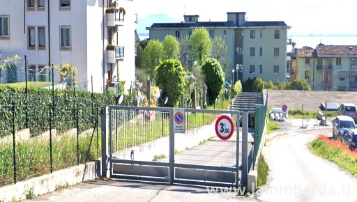 Foto Box in Via Battisti, Desenzano del Garda Desenzanino di 21 m²