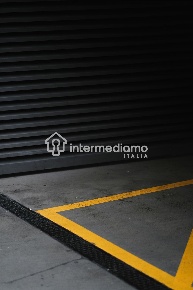 Foto Box a Arco in affitto