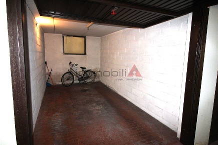Foto Box in Viale Brianza, Brugherio in vendita