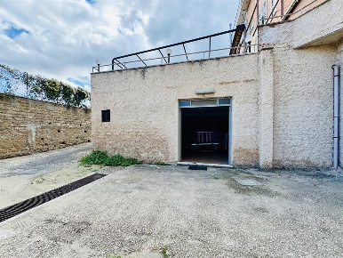 Foto Box a Ardea di 66 m² in vendita