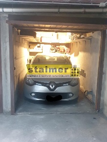 Foto Box in via Della Costa, Lodi Centro Storico di 15 m² con 1 locali