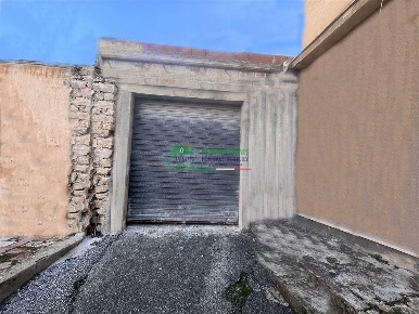 Foto Box in via Colletta, Comiso Centro di 70 m² con 1 locali in vendita