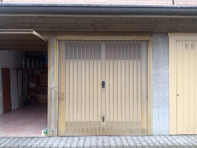 Foto Box in via Meucci, Limbiate in vendita