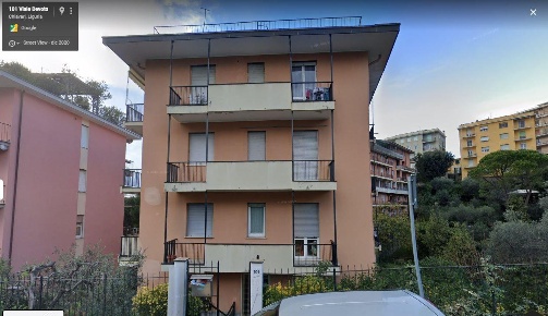 Foto Box a Chiavari in vendita