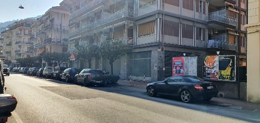 Foto Box in Via Leonardo Da Vinci, Alassio Via Roma, Borgo Barusso di 24 m²