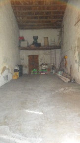 Foto Box a Comiso Centro di 83 m² con 1 locali in vendita