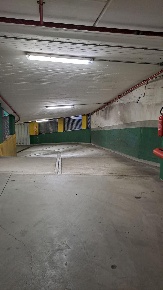 Foto Box in Via Po, Torino Giardini Reali di 25 m² con 1 locali in vendita