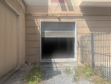 Foto Posti auto in Via Pieve di Cadore 18/4, Genova Pontedecimo di 36 m²