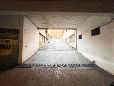 Foto Posti auto in Via Ronco 23, Genova in vendita