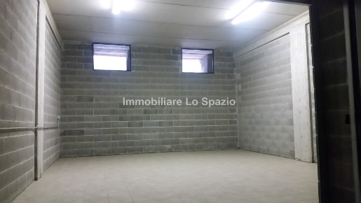 Foto Posti auto in via marco polo, Andora Marina Di Andora di 25 m²