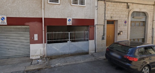 Foto Posti auto in Via Fiorentini 70, Casamassima di 15 m² con 1 locali