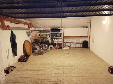 Foto Posti auto in Via Giacomo Leopardi 15, Bergamo Canovine di 23 m²