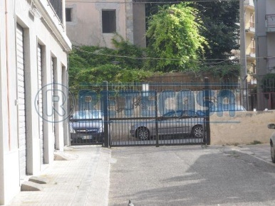 Foto Posti auto in VIA dei SERVI di MARIA99, Siracusa Grottasanta - Tunisi
