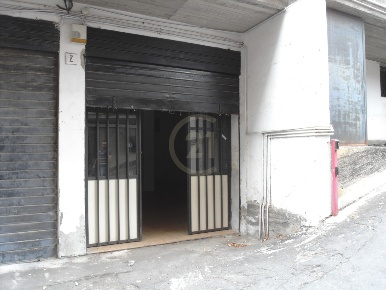 Foto Posti auto a Gravina di Catania Centro di 110 m² in affitto