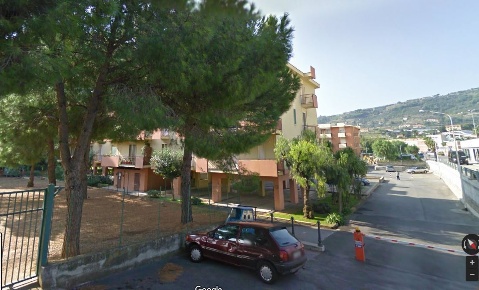 Foto Posti auto in Via San Francesco  125, Taggia Centro di 17 m²