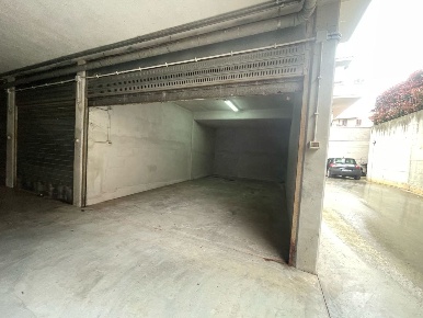 Foto Posti auto in VIA ALESSANDRO POERIO, Guidonia Montecelio in vendita