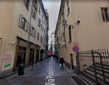 Foto Posti auto in Via Porta Palatina, Torino Quadrilatero Romano di 12 m²