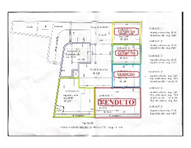 Foto Posti auto in Via Adelfia 6, Casamassima di 47 m² con 1 locali