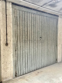 Foto Posti auto in Corso G. Matteotti 52, Montecchio Maggiore di 18 m²