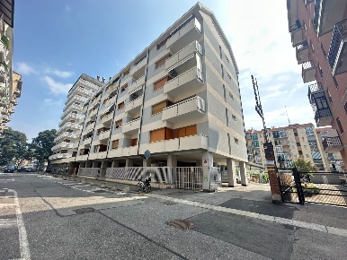 Foto Posti auto in Via Sagra San Michele 36, Torino Pozzo Strada in vendita