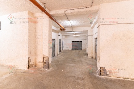 Foto Posti auto a Siracusa Borgata - Santa Lucia di 51 m² con 51 locali