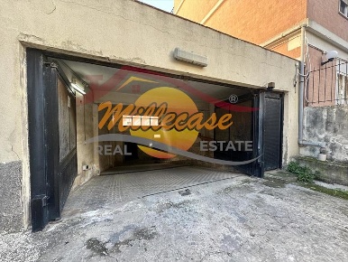 Foto Posti auto in Via Corsica 6, Siracusa Grottasanta - Tunisi di 14 m²