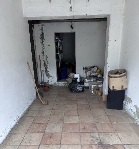 Foto Posti auto in Piazza del Comune, Vaiano Centro di 33 m² con 2 locali