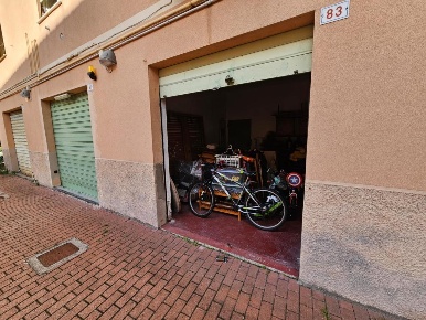 Foto Posti auto a Campomorone di 16 m² con 1 locali in vendita