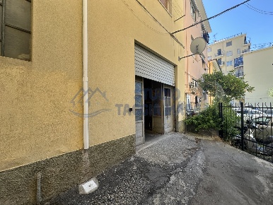 Foto Posti auto in Via Sebastiano Caboto, Taggia Centro di 18 m² in vendita