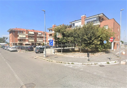 Foto Posti auto in Via Sandro Pertini, Fiumicino Fiumicino Paese di 15 m²