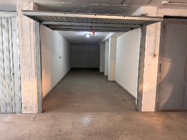 Foto Posti auto a Brescia di 36 m² con 1 locali in vendita