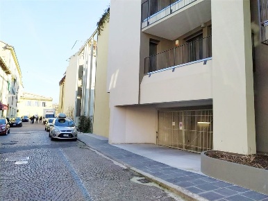Foto Posti auto in Borgo delle Grazie 3, Parma Parco Ducale - Oltretorrente