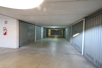 Foto Posti auto in Via Valerio Belli, Vicenza di 18 m² in vendita