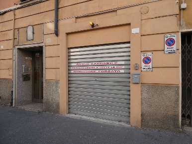 Foto Posti auto in Via Walter Fillak, Genova in vendita