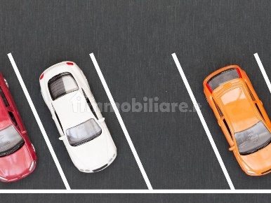 Foto Posti auto in via roma, Noventa Vicentina Centro di 10 m² con 1 locali