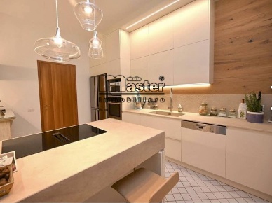 Foto Appartamento in piazza duomo, Treviso Duomo di 140 m² con 7 locali