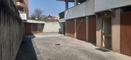 Foto Posti auto in via Ruberto 23, Cardano al Campo in vendita