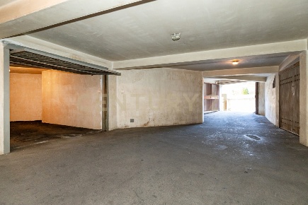 Foto Posti auto in Via Antonio Gramsci 73/A, Gravina di Catania Centro