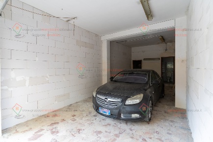 Foto Posti auto a Siracusa Epipoli di 56 m² con 56 locali in vendita
