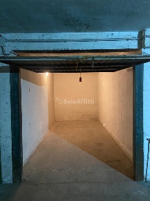 Foto Posti auto in Via Giuseppe Biagi, Modena Villaggio Giardino di 17 m²