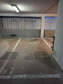 Foto Posti auto in Via Paolo Barison 14, Roma Tintoretto di 20 m²
