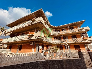 Foto Posti auto a Tremestieri Etneo di 50 m² in vendita