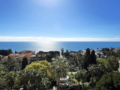 Foto Posti auto a Sanremo San Martino - Villetta di 16 m² con 1 locali