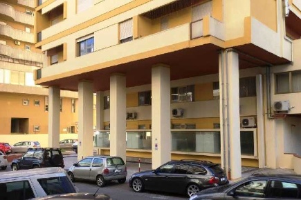Foto Box in -, Oristano Centro di 15 m² in vendita