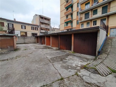 Foto Box in -, Broni Centro di 14 m² in vendita
